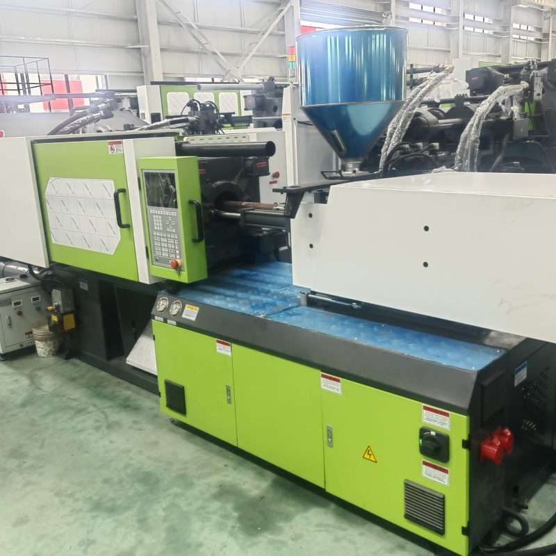 Bakelite injection molding machine for heat-resistant plastic parts